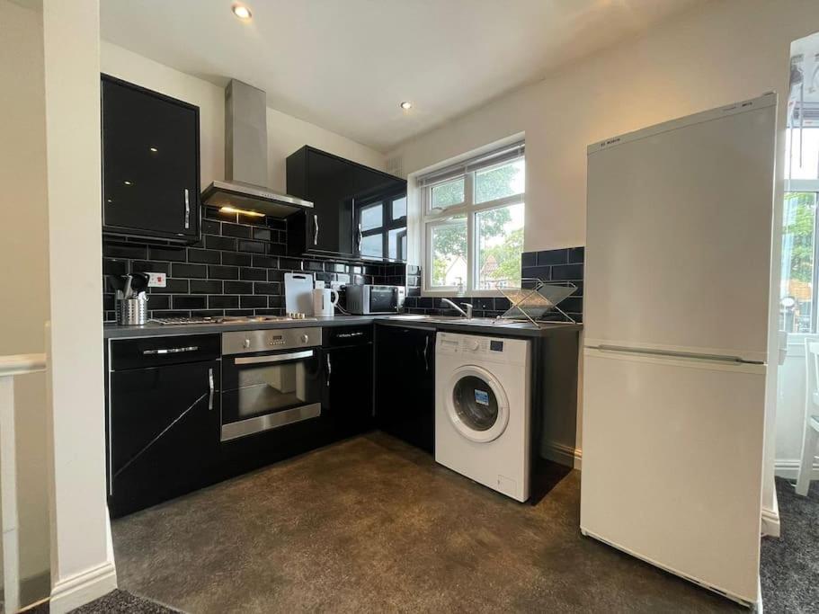 Kingsbury Apt 2 伯明翰 外观 照片